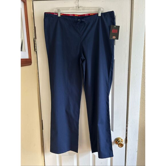 Dickies Signature Everyday Unisex Scrubs Size Medium - Picture 1 of 7